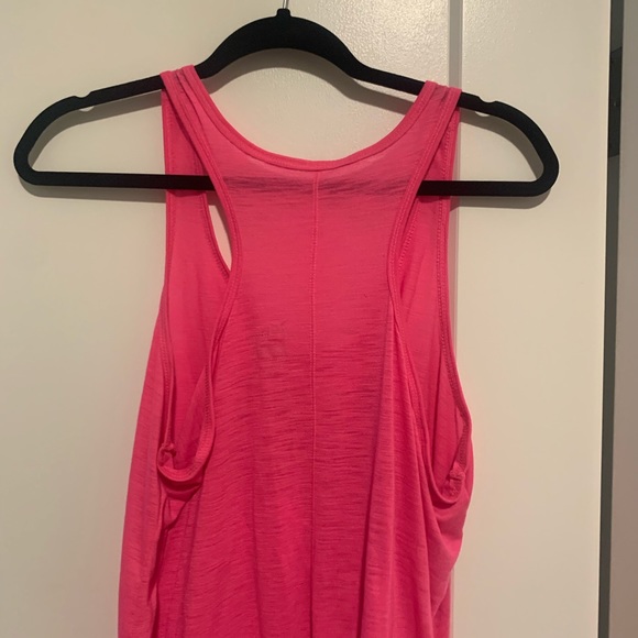 NWOT Racerback Old Navy Active Tank - Picture 4 of 4